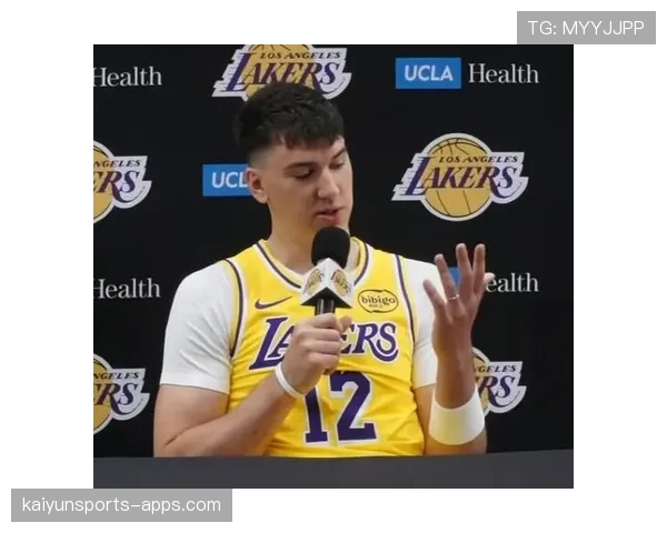 拉拉维亚单场三分6中5砍27分，湖人侧翼新援打出攻守兼备代表作
